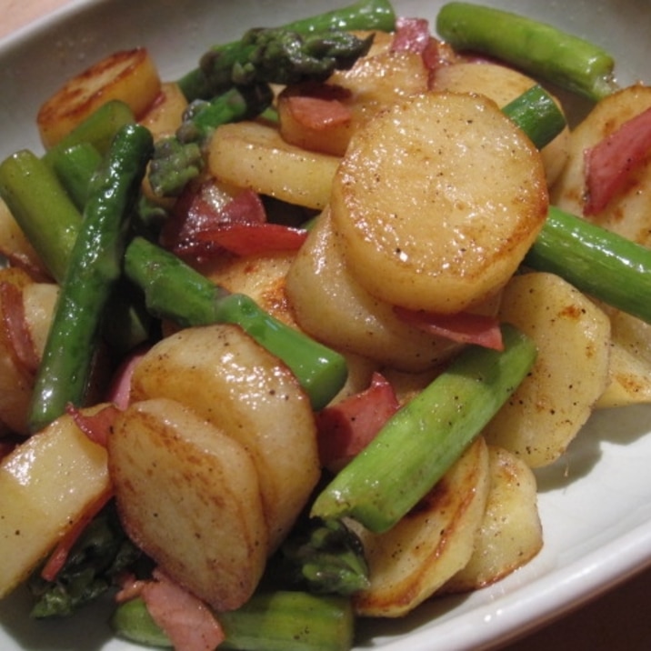 アスパラとじゃがいものバター醤油炒め レシピ 作り方 By Petitpoussin 楽天レシピ